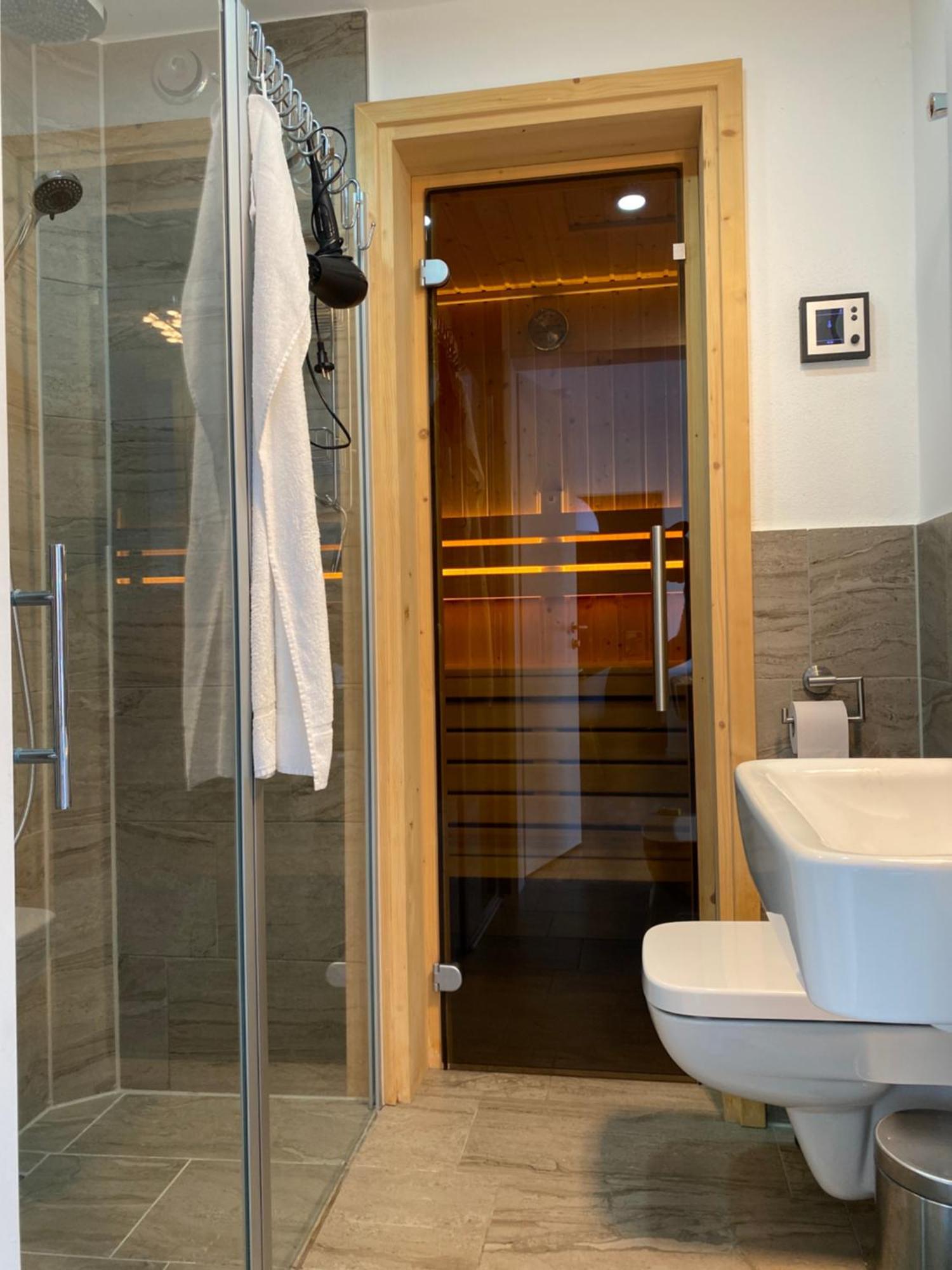 Apartment Meerblick, Balkon Und Private Sauna Im Historischen Getreidespeicher *